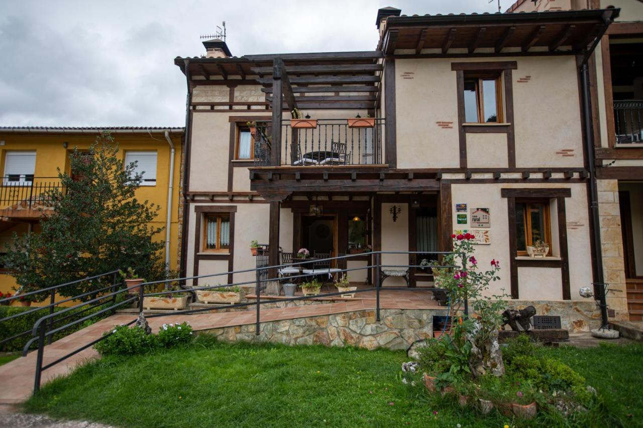 Hotel Rural En Las Cascadas De Tobera Exterior photo